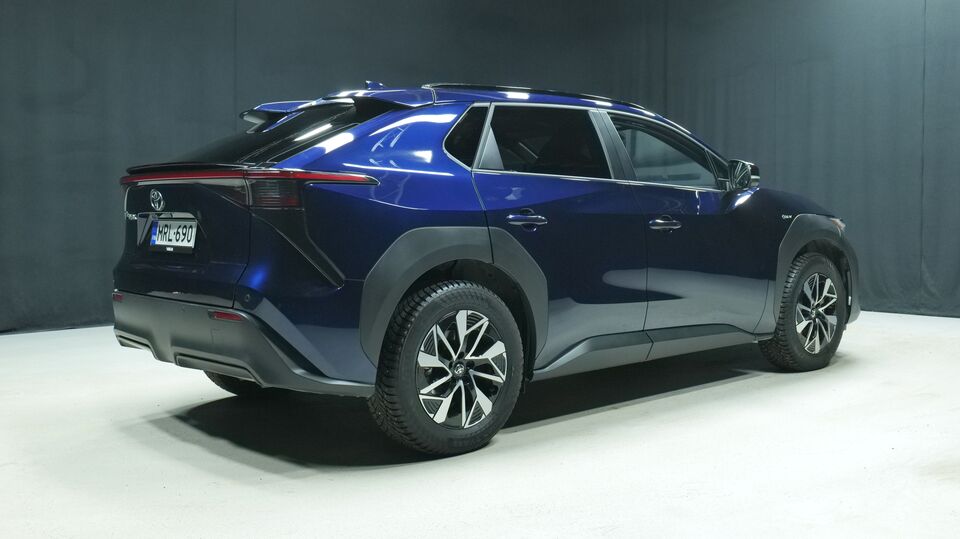 Toyota bZ4X vaihtoauto