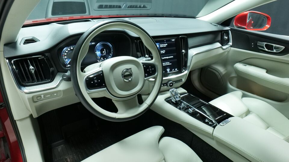 Volvo V60 vaihtoauto