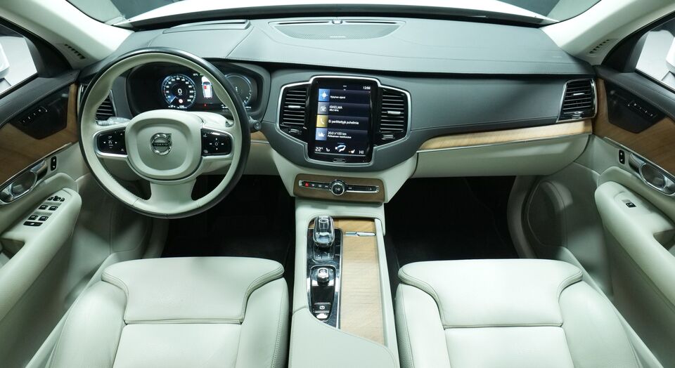 Volvo XC90 vaihtoauto