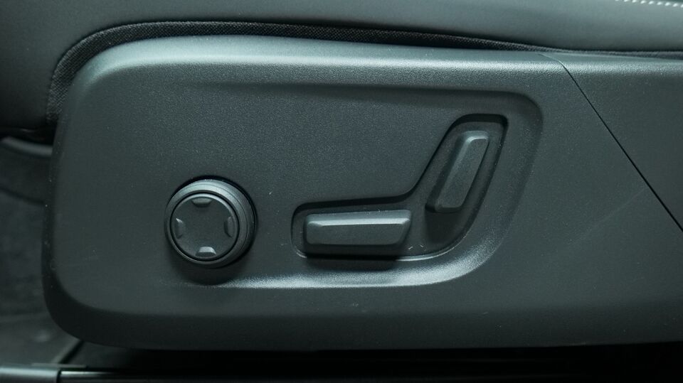 Volvo EX40 vaihtoauto