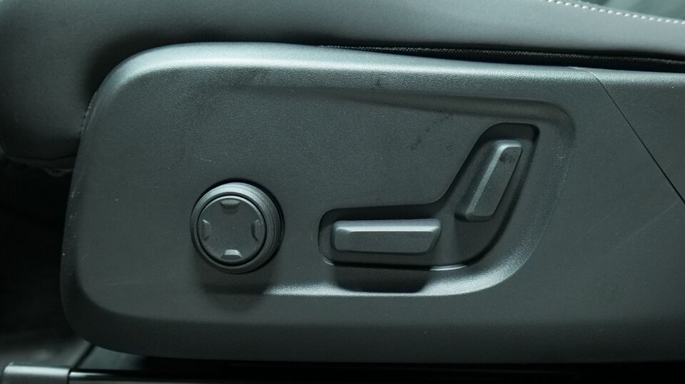 Volvo EC40 vaihtoauto