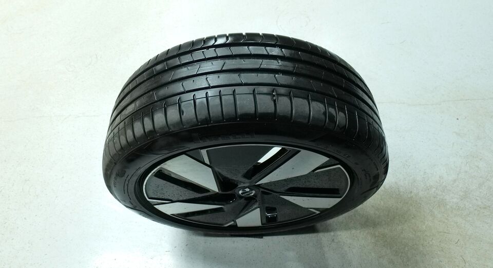 Volvo EC40 vaihtoauto