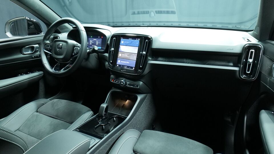 Volvo EX40 vaihtoauto