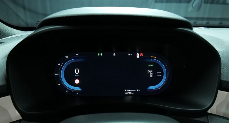 Volvo EX40 vaihtoauto