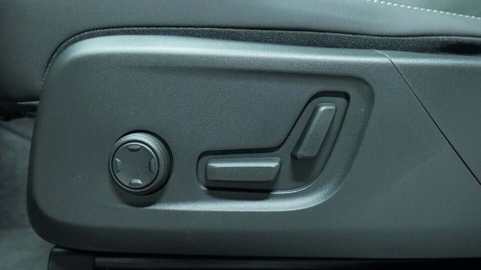 Volvo EX40 vaihtoauto