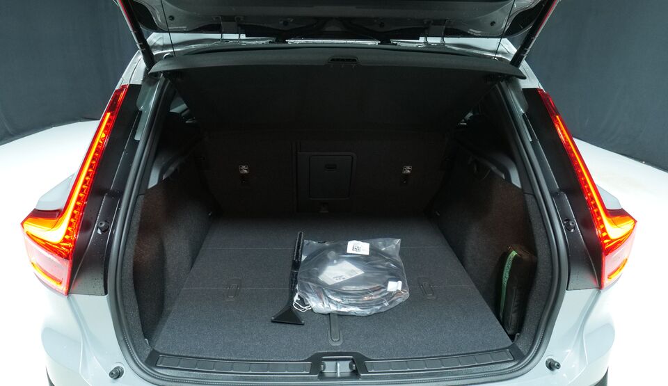 Volvo EX40 vaihtoauto