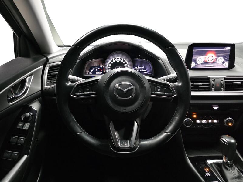 Mazda 3 vaihtoauto
