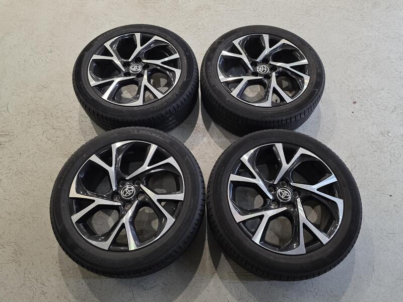 Toyota C-HR vaihtoauto