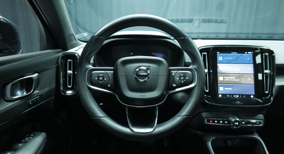 Volvo C40 vaihtoauto