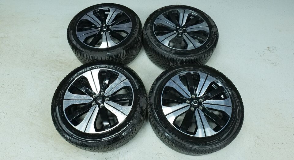 Volvo C40 vaihtoauto