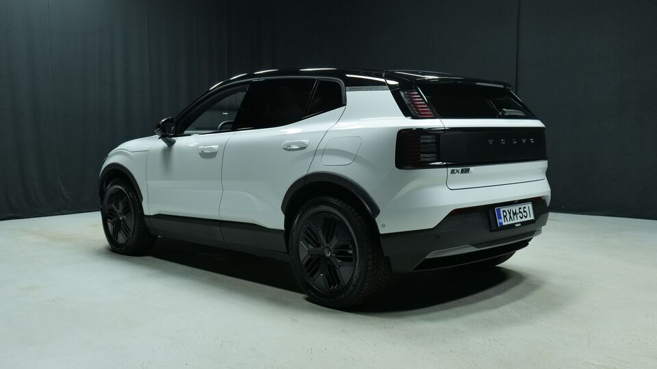 Volvo EX30 Cross Country vaihtoauto