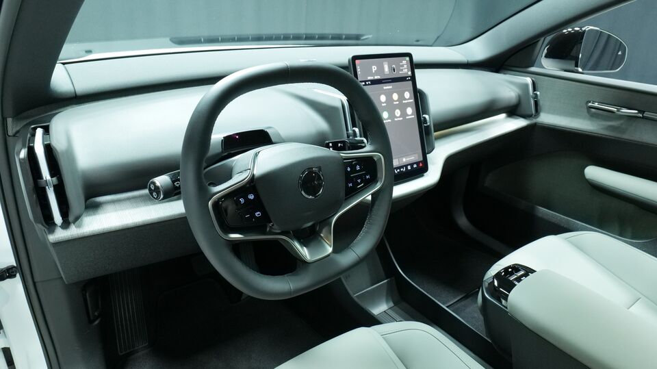 Volvo EX30 Cross Country vaihtoauto