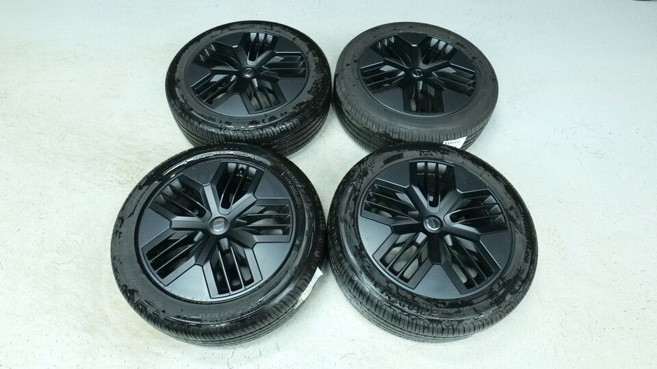 Volvo EX30 Cross Country vaihtoauto