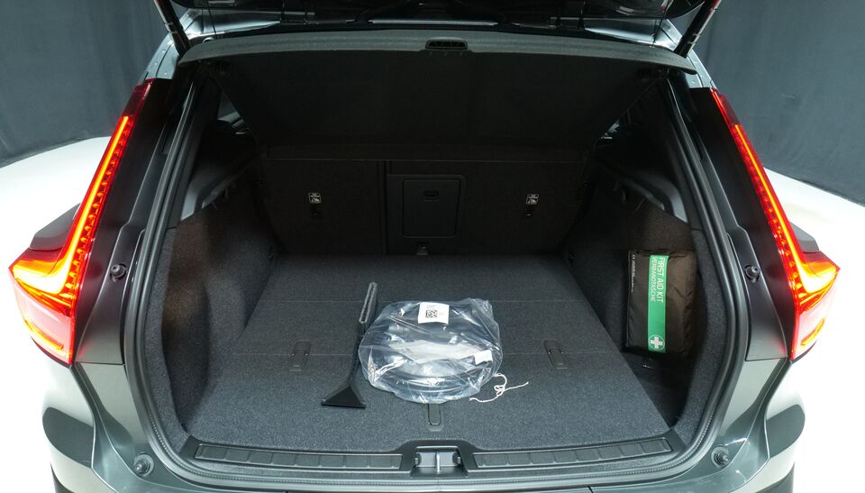 Volvo EX40 vaihtoauto