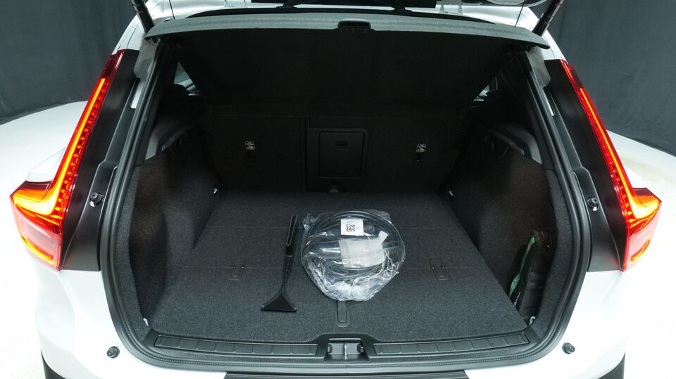 Volvo EX40 vaihtoauto