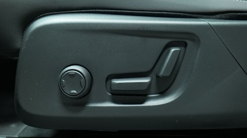 Volvo EX40 vaihtoauto