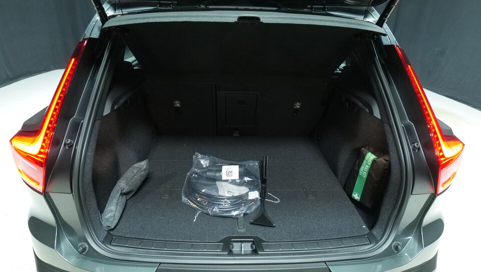 Volvo EX40 vaihtoauto