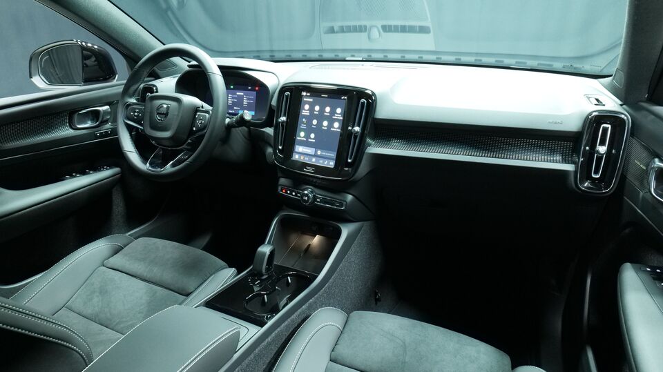 Volvo EX40 vaihtoauto