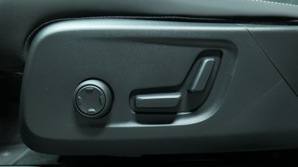 Volvo EX40 vaihtoauto