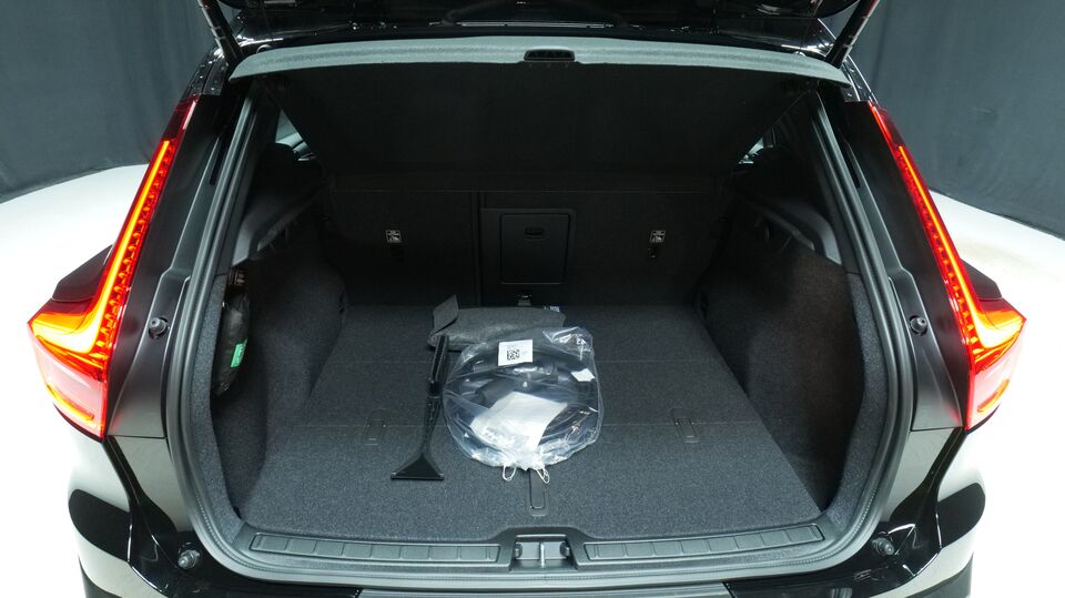 Volvo EX40 vaihtoauto