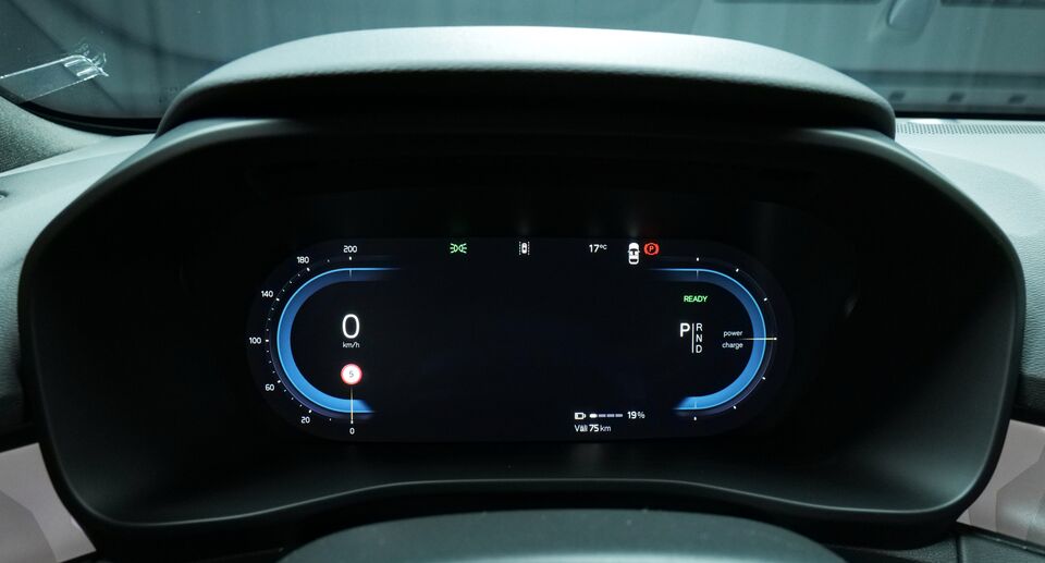 Volvo EC40 vaihtoauto