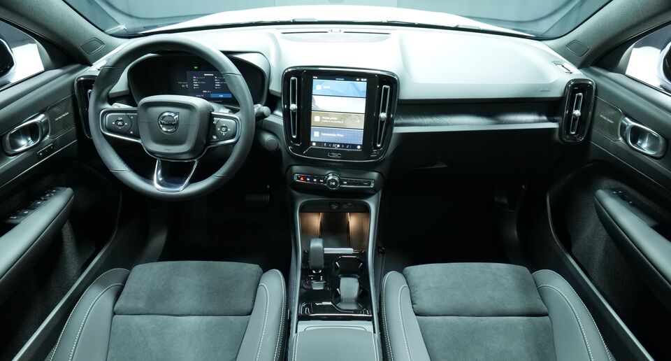 Volvo EC40 vaihtoauto