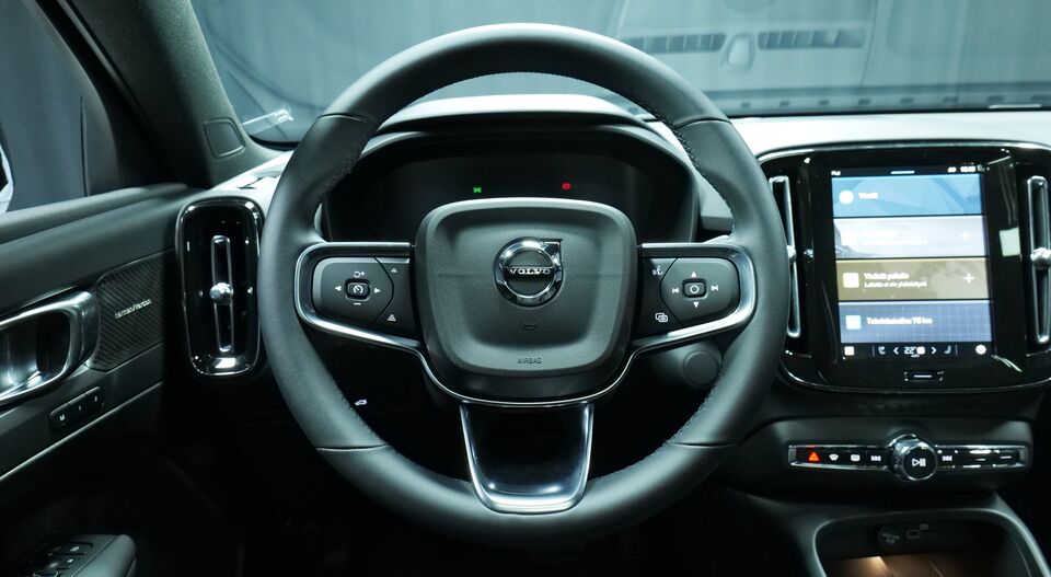 Volvo EC40 vaihtoauto