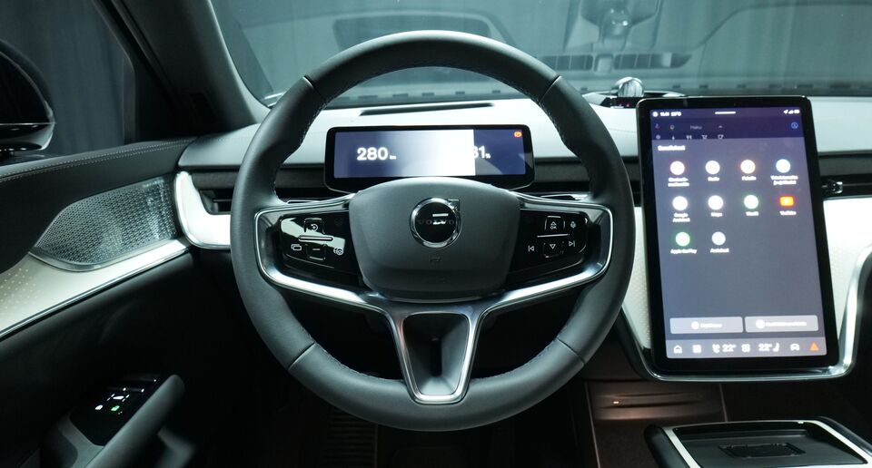 Volvo EX90 vaihtoauto