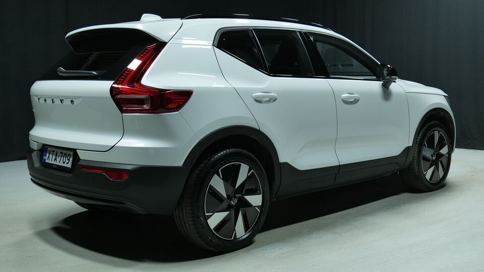 Volvo EX40 vaihtoauto