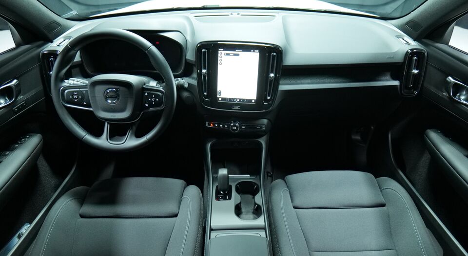 Volvo EX40 vaihtoauto