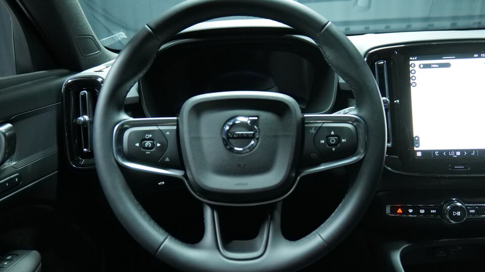 Volvo EX40 vaihtoauto