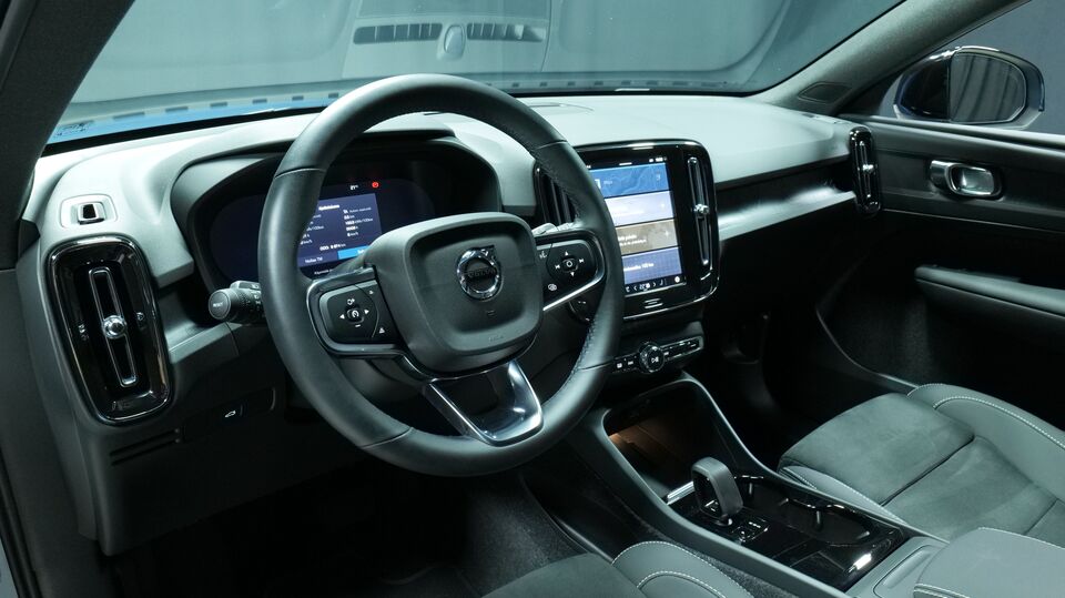 Volvo EX40 vaihtoauto