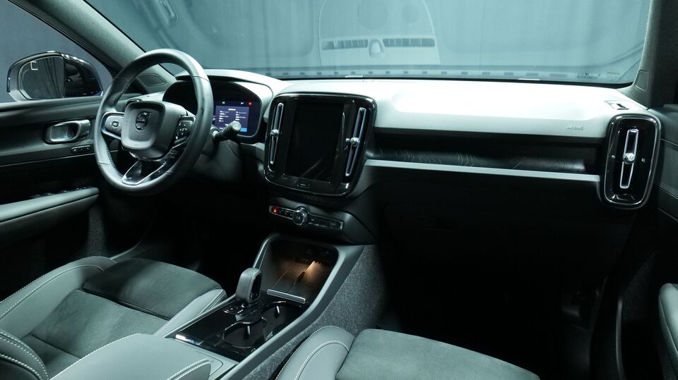 Volvo EX40 vaihtoauto