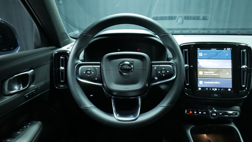 Volvo EX40 vaihtoauto