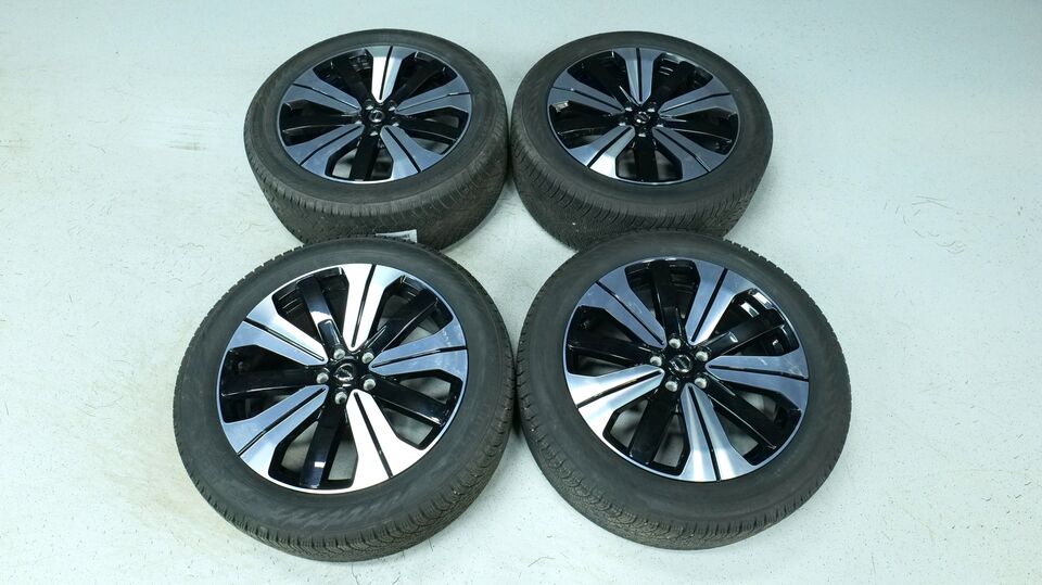 Volvo EX40 vaihtoauto