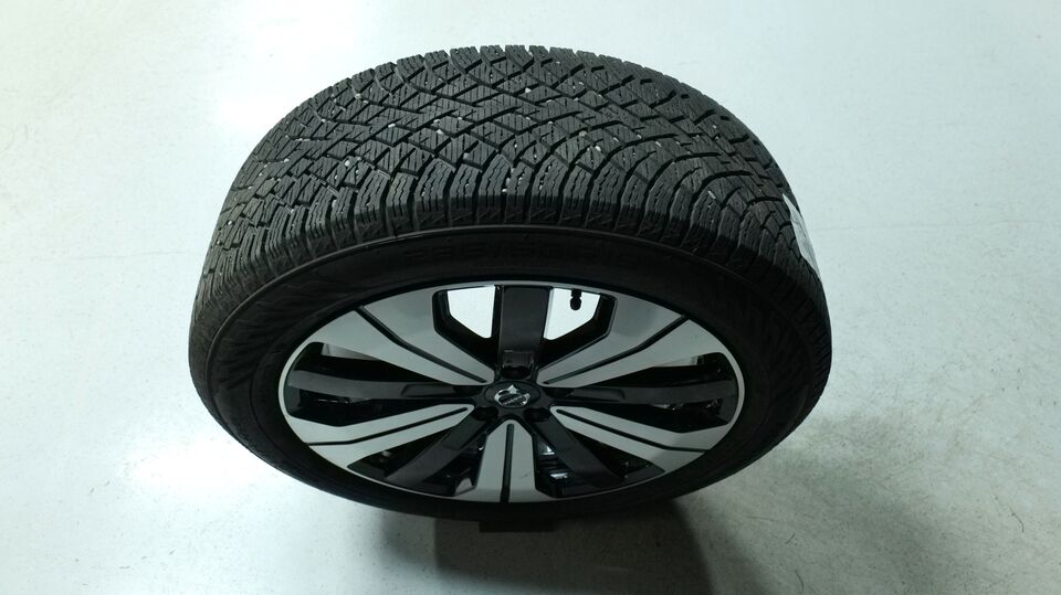 Volvo EX40 vaihtoauto