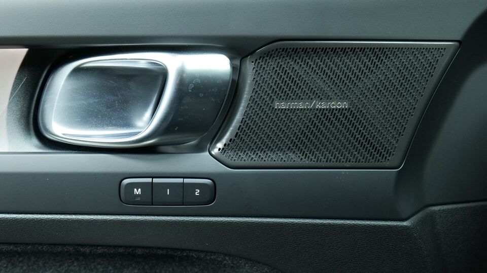 Volvo EC40 vaihtoauto