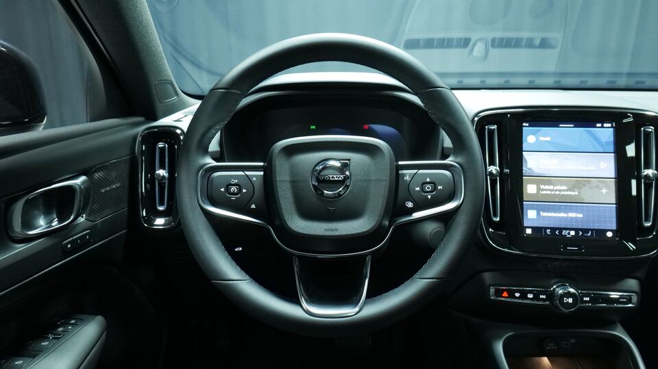 Volvo EC40 vaihtoauto