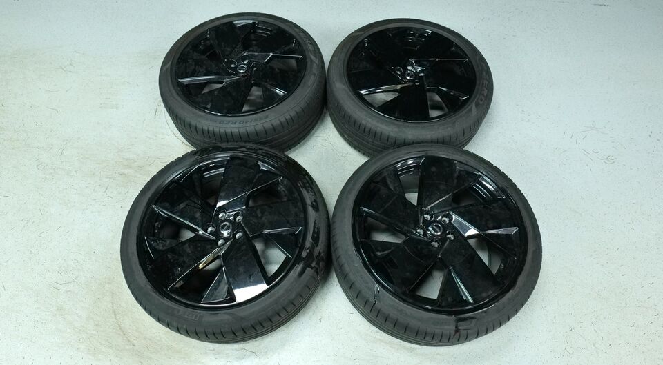 Volvo EC40 vaihtoauto