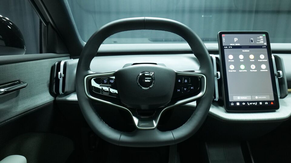 Volvo EX30 Cross Country vaihtoauto