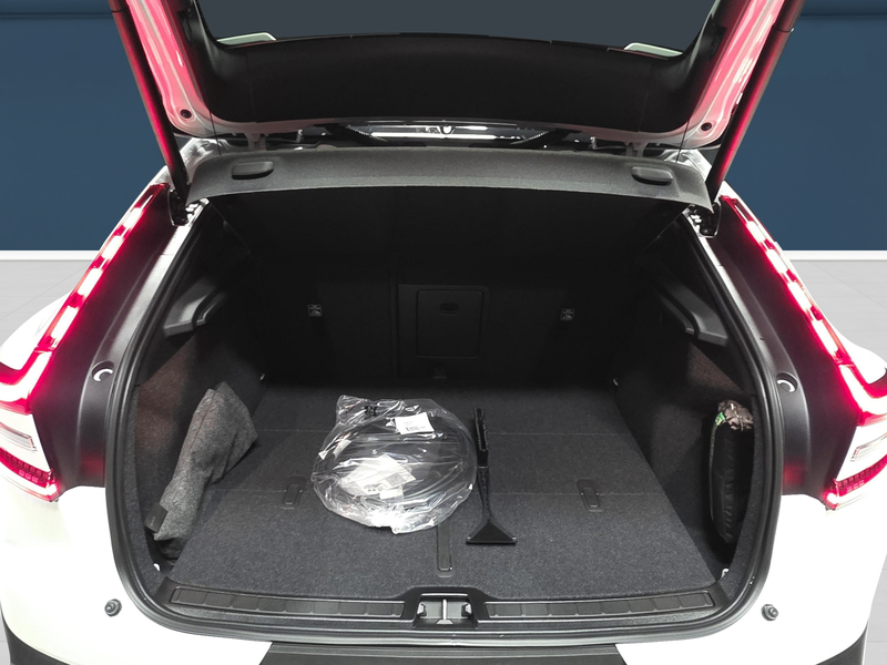 Volvo EC40 vaihtoauto