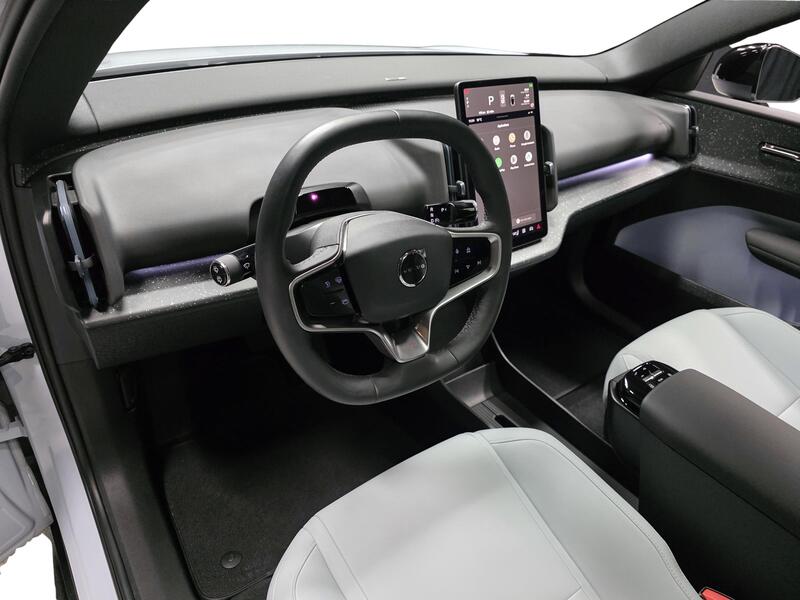 Volvo EX30 vaihtoauto