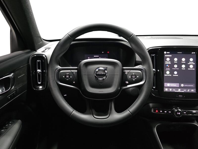 Volvo EX40 vaihtoauto