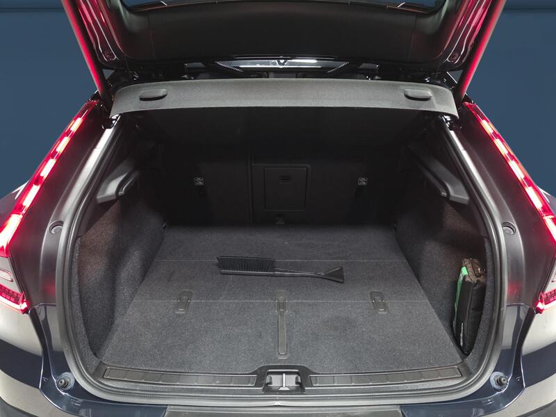 Volvo EC40 vaihtoauto