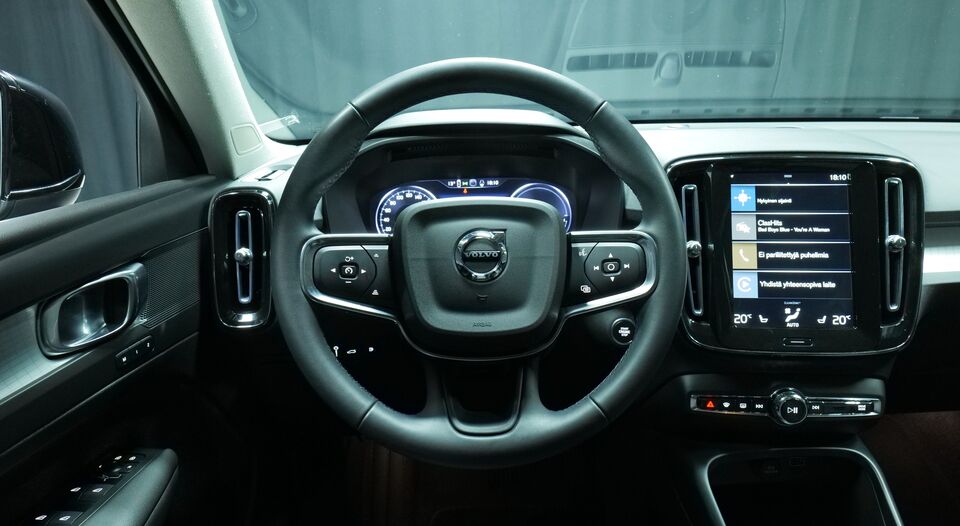 Volvo XC40 vaihtoauto