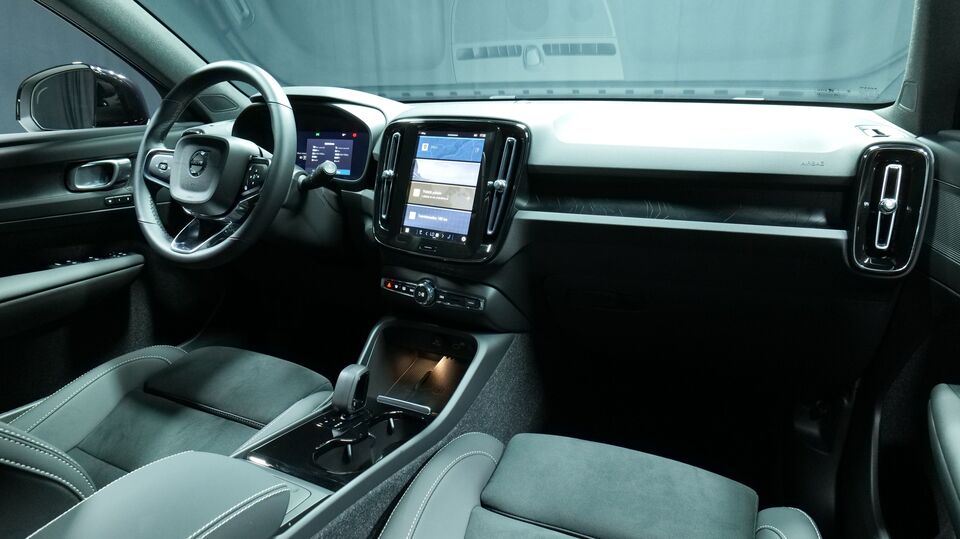 Volvo EX40 vaihtoauto