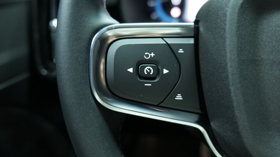 Volvo EX40 vaihtoauto