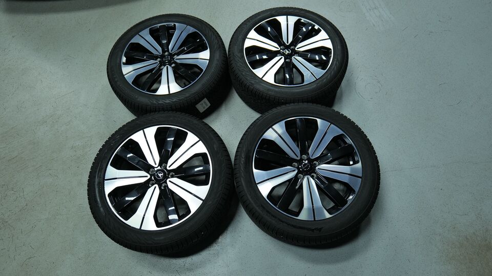 Volvo EX40 vaihtoauto