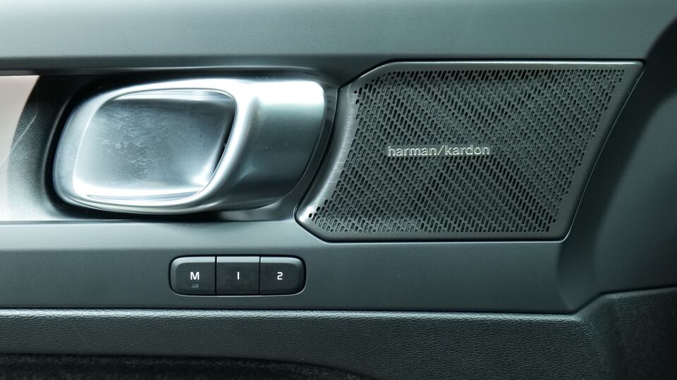 Volvo EX40 vaihtoauto