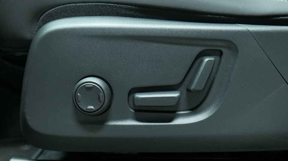 Volvo EX40 vaihtoauto